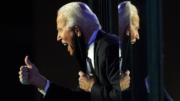 Коррупция и фальсификация: чем Байден подкупил Навального