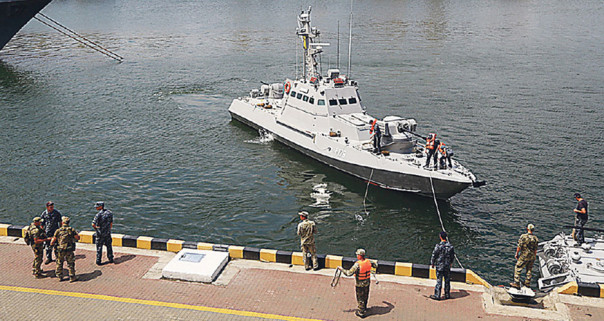 Флот москитных амбиций