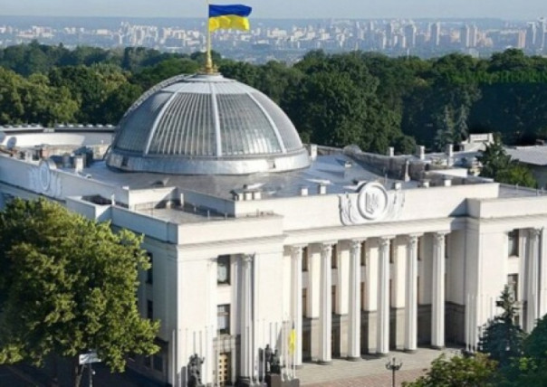 «Коля, эта неделя не пленарная»: Лерос прокомментировал минирование здания Рады