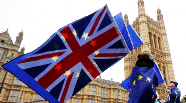 Британия осталась одна: Вашингтон не будет спасать британскую экономику