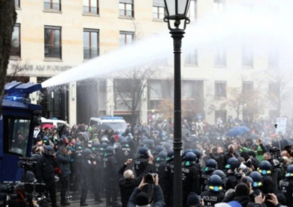 Протесты не помогли: бундестаг принял антиковидные поправки