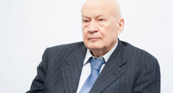 Экс-главу СНБО Украины Горбулина высмеяли в Сети за заявление о создании оружия будущего