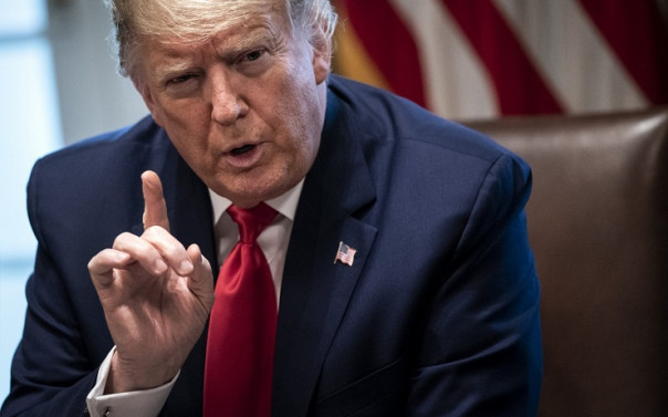 Трамп планирует заблокировать оборонный бюджет