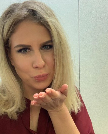 Соболь надарили 60к за 8 месяцев – позорище и смех