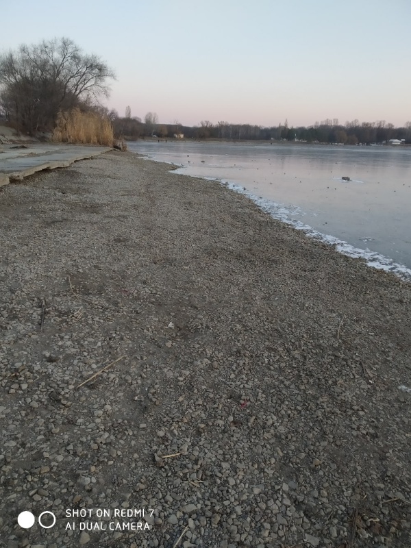 В ЛНР продолжает падать уровень воды в реках и водохранилищах. Фоторепортаж