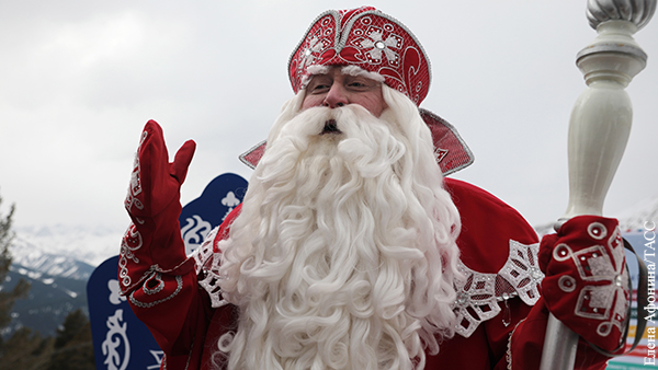 На Украине декоммунизировали Деда Мороза