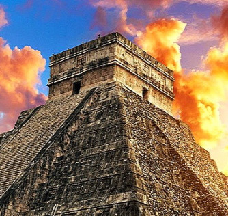 Расшифрованы записи майя на Храме Ягуаров в Чичен-Ице