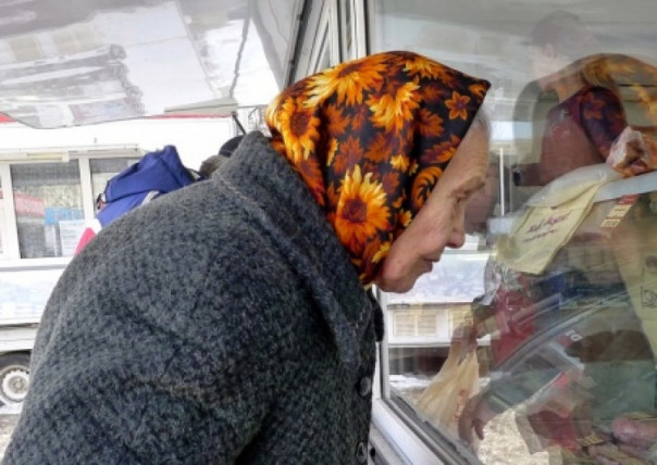 «Слуга народа» посоветовал пенсионерам обращаться за помощью к родственникам или кормиться «костьми коррупционеров»