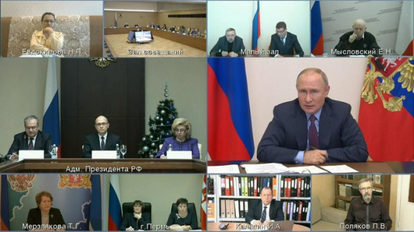 Путин: блокировка иностранных сайтов из-за цензуры российских СМИ не должна быть "выстрелом в ногу"