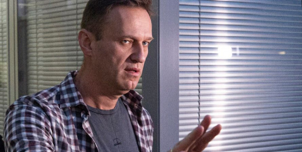 «Трижды недотравленный» Навальный напомнил о себе очередной фальшивкой