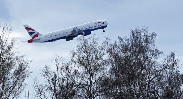 Россия приостановит авиасообщение с Великобританией с 22 декабря