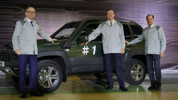 "АвтоВАЗ" начал производство новой Lada Niva Travel