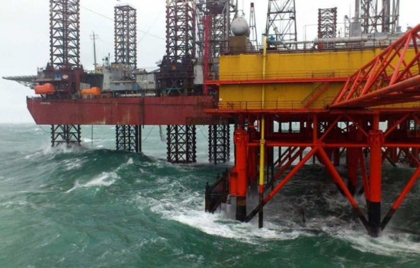 Гигантские запасы пресной воды из-под Азова поднимет крымский «Черноморнефтегаз»