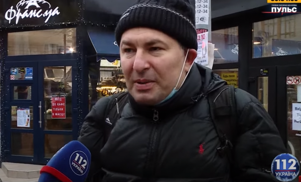 Украинцы хотят вакцинироваться российской вакциной