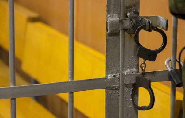 Военный суд приговорил российского офицера к 13 годам колонии за госизмену