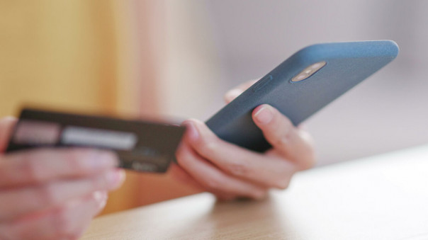 В России усилили контроль оборота наличных и безналичных расчетов