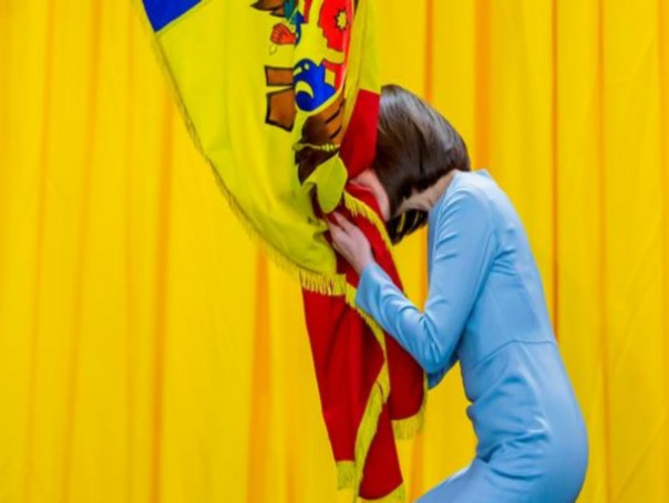 Продала ли Санду страну?