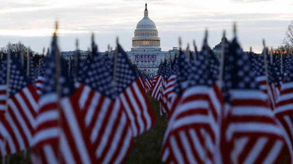 Верховный суд прекратил антикоррупционные процессы против Трампа