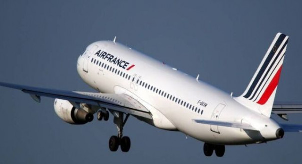 Авиакомпании Air France и Finnair приостановили полеты над Белоруссией