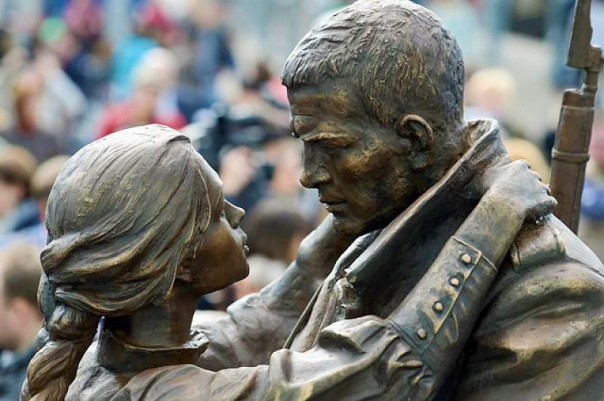 Почему под марш "Прощание славянки" не провожали солдат Великой Отечественной?