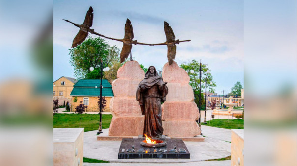 В Дербенте задержан местный житель, устроивший пикник у Вечного огня