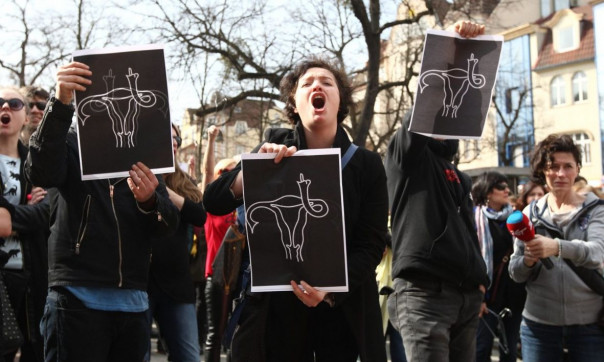 Отныне аборты в Польше практически запрещены
