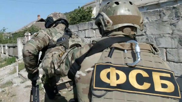 ФСБ пресекла деятельность 43 подпольных оружейников в 19 регионах