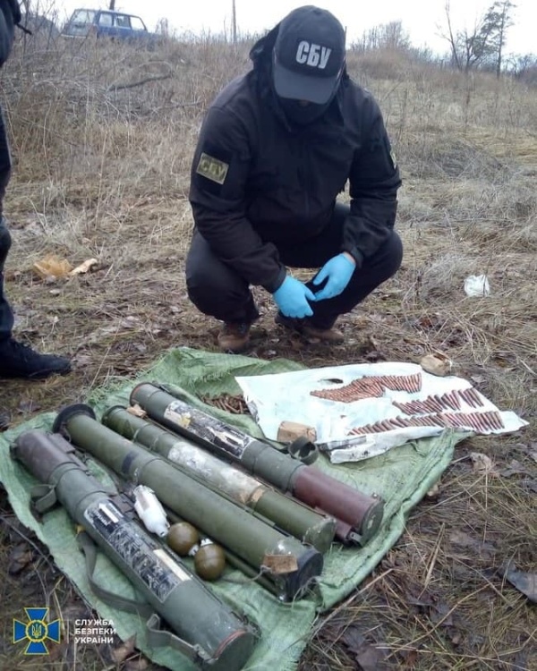 С гранатой на «ты»: на Украине всё чаще дают о себе знать боеприпасы, вывезенные из зоны ООС