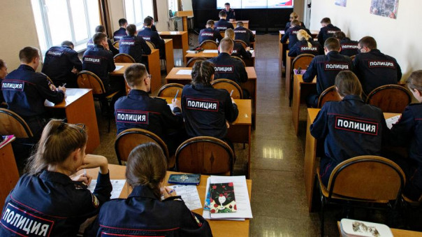 Наследный принцип: дети силовиков поступят в вузы в приоритетном порядке