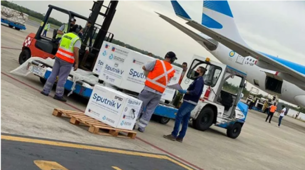 Черногория разрешила импорт российской вакцины от коронавируса «Спутник V».