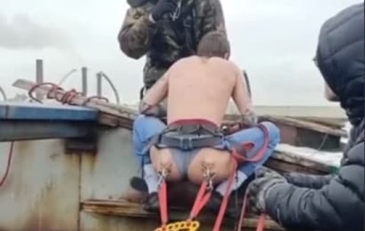 Пятничное: ДБ прыгнул с высоты 27 метров, зацепив канат за ягодицы