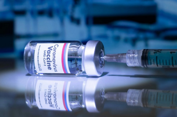 Российская вакцина «Спутник V» бьет все рекорды – ее эффективность оценил даже главный инфекционист США