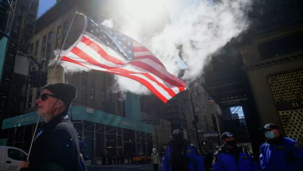 Почему американские русофобы для России выгодней реалистов. Петр Акопов