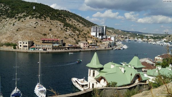 Иностранцам запретили владеть землей в Крыму и Севастополе