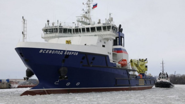 Судно тылового обеспечения «Всеволод Бобров» приняли в состав ВМФ