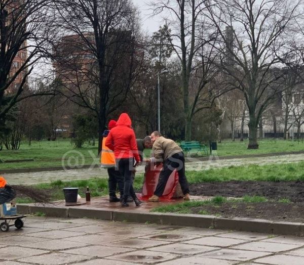 В Одессе опять осквернили памятник АТОшникам | Партизаны в Краматорске