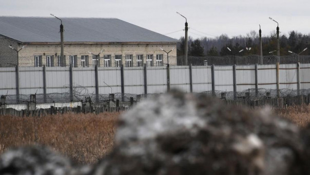 Во владимирском УФСИН сообщили о переводе Навального в медсанчасть с ОРЗ