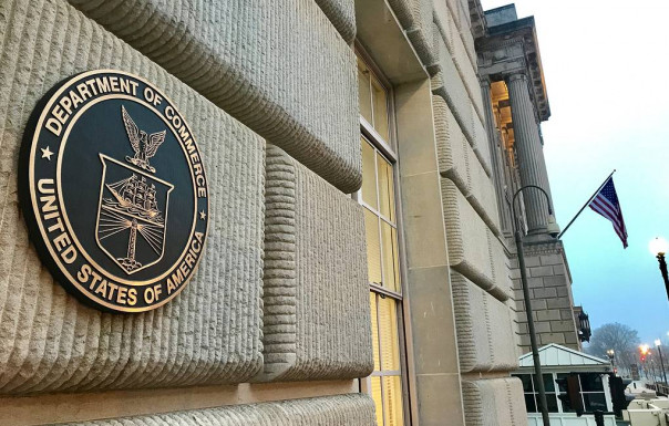 Минторг США добавил в черный список семь технологических организаций из КНР