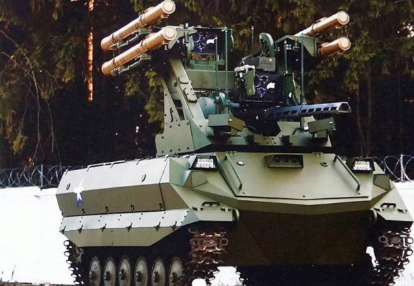 Читатели The Daily Mail высмеяли НАТО после новости о российских боевых роботах