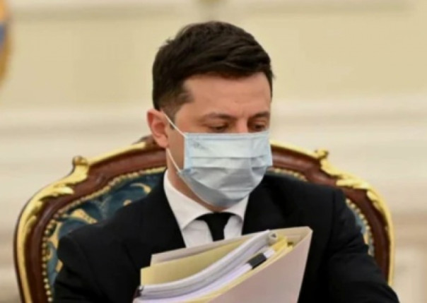 «Хорошо, что есть Путин!»: жители Украины разочарованы в Зеленском, ведущем себя, как «обиженный шестиклассник»