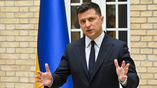 Зеленский после поездки на границу с Крымом хочет собрать СНБО