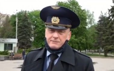 Жители Славянска намекнули, что готовы уйти и с чемоданом и с вокзалом
