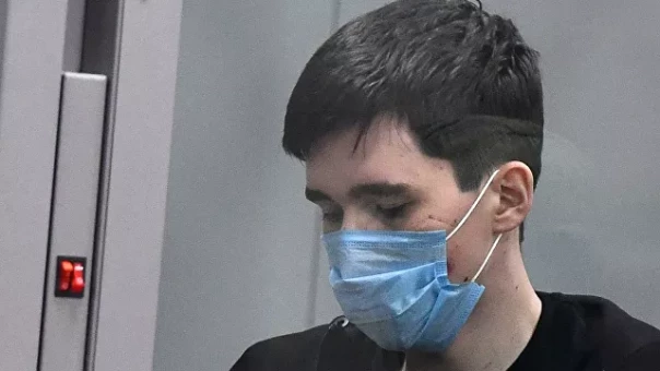 Напавшему на школу в Казани предъявили обвинение по статье "убийство"