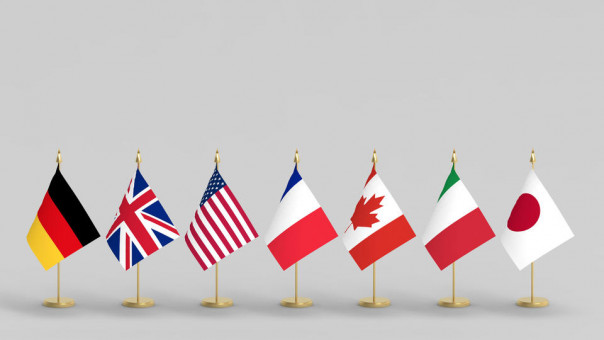 Нас официально признали врагами