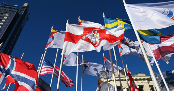 Агенты США уничтожили отношения Латвии с соседями