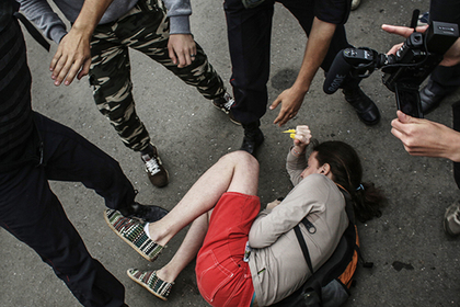 Пожалуй, эта история тянет на анекдот недели: навальнят избили "чеченские геи"