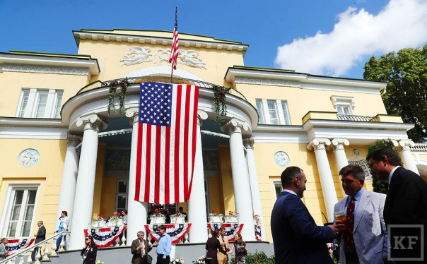 Американские дипломаты на коротком поводке России