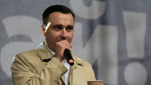 Директора ФБК* Ивана Жданова объявили в розыск