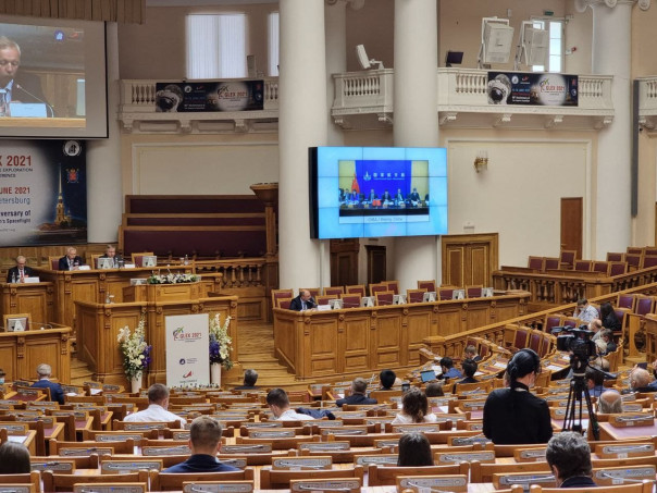 Россия и Китай представили план создания станции на Луне