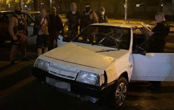 В Днепропетровске в магазин бросили "коктейль Молотова"